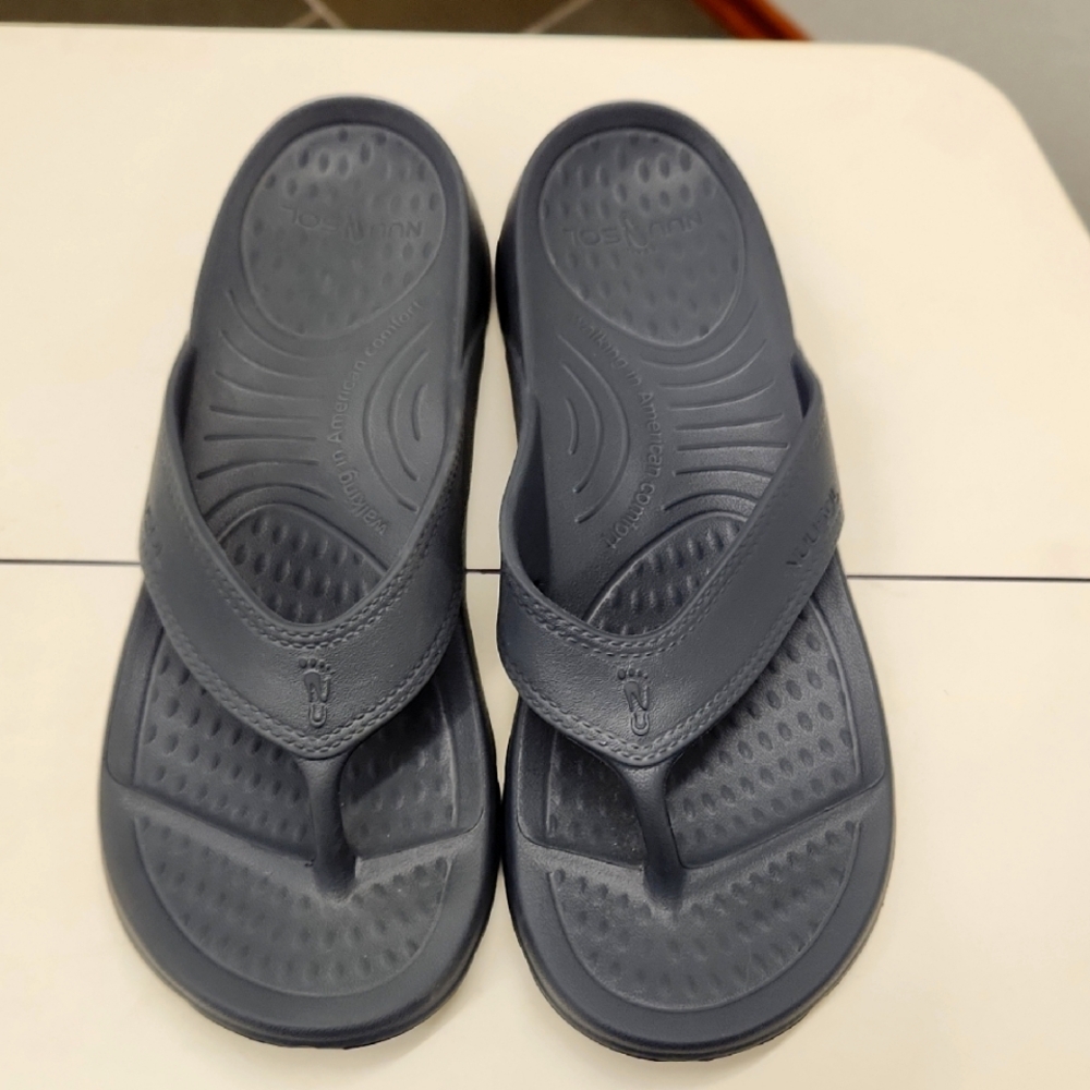 NUUSOL Gray Comfort Sandals